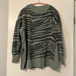 Aerie Zebra Stripe Animal Print Slit Hem Oversized Sweatshirt Crew Neck Size Med